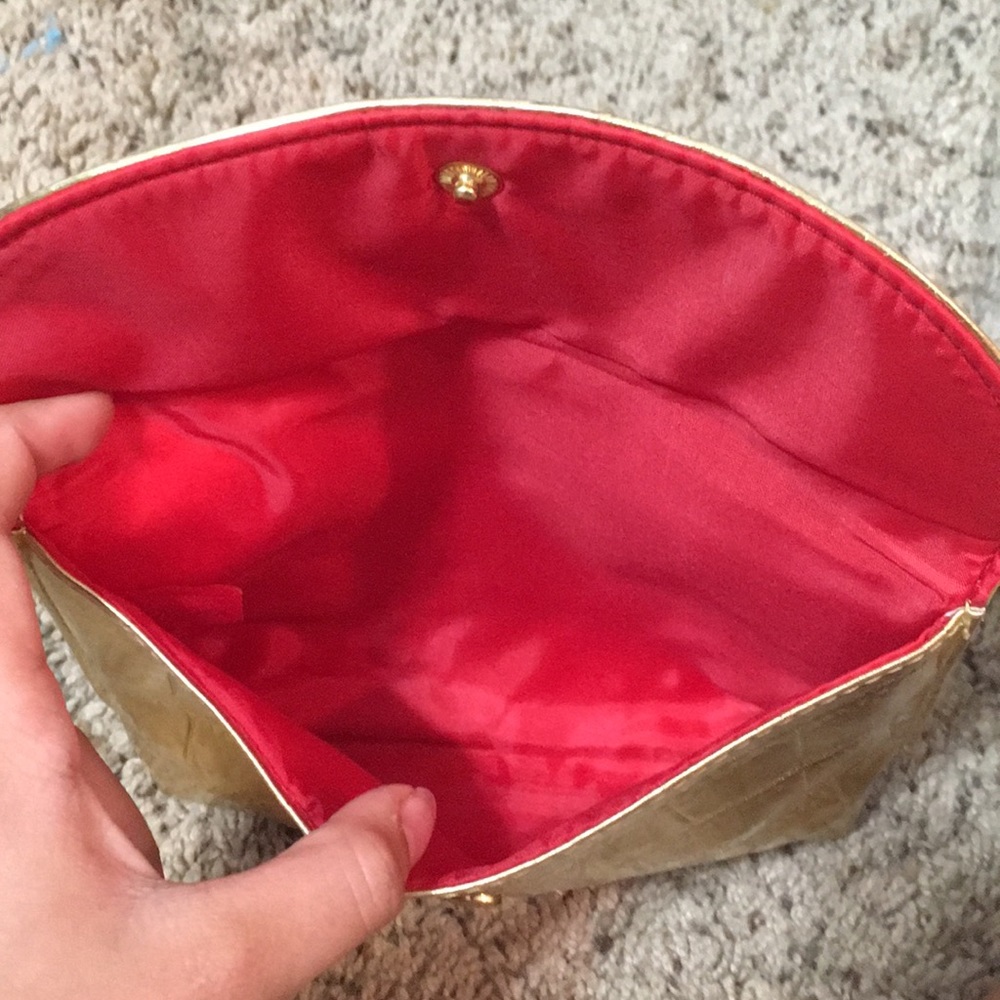 Gold pouch - Picture 2 of 3